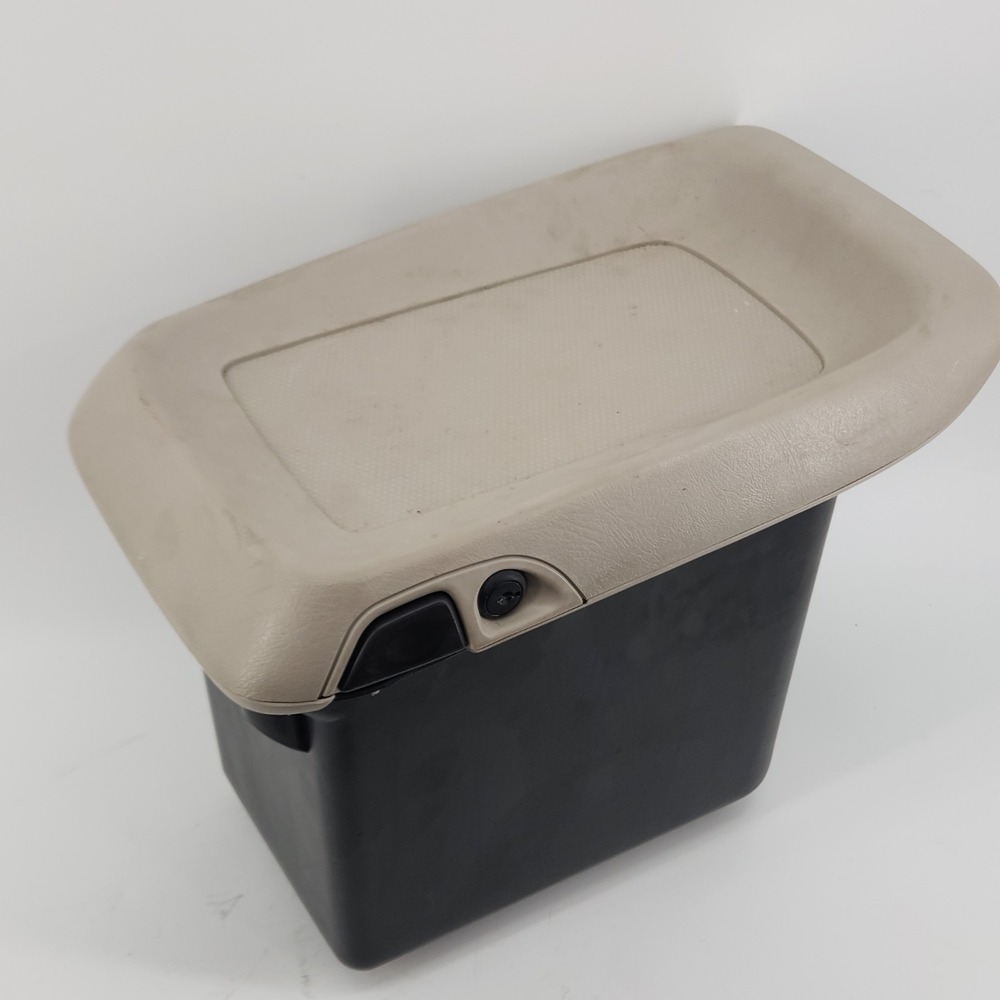 2000-2002 Tahoe Suburban Yukon XL Tan Shale Center Console Lid Bin OEM 12476317